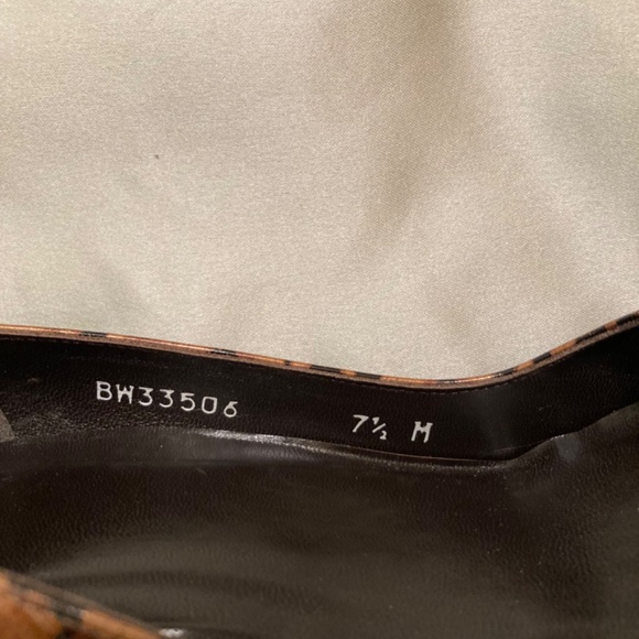 Stuart Weitzman Animal Print Leopard Brown Black Patent Pumps Size 7.5  VGUC - Picture 11 of 14